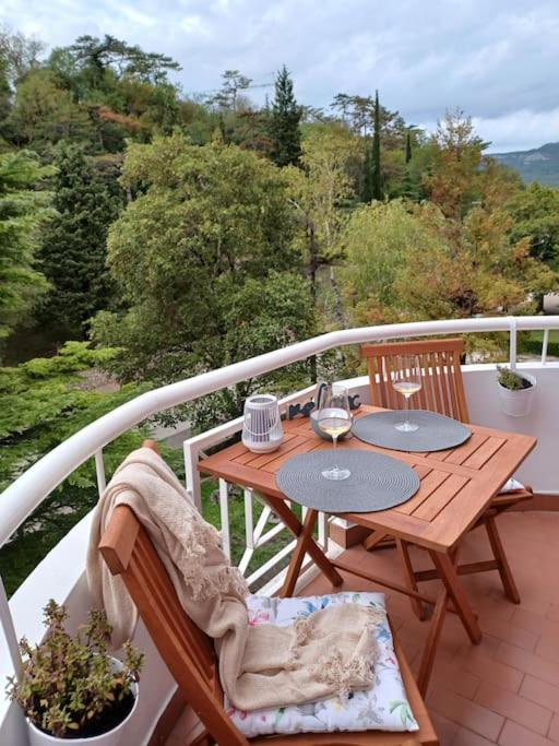 Stunning New Apartment In Centre Of ブゼト エクステリア 写真
