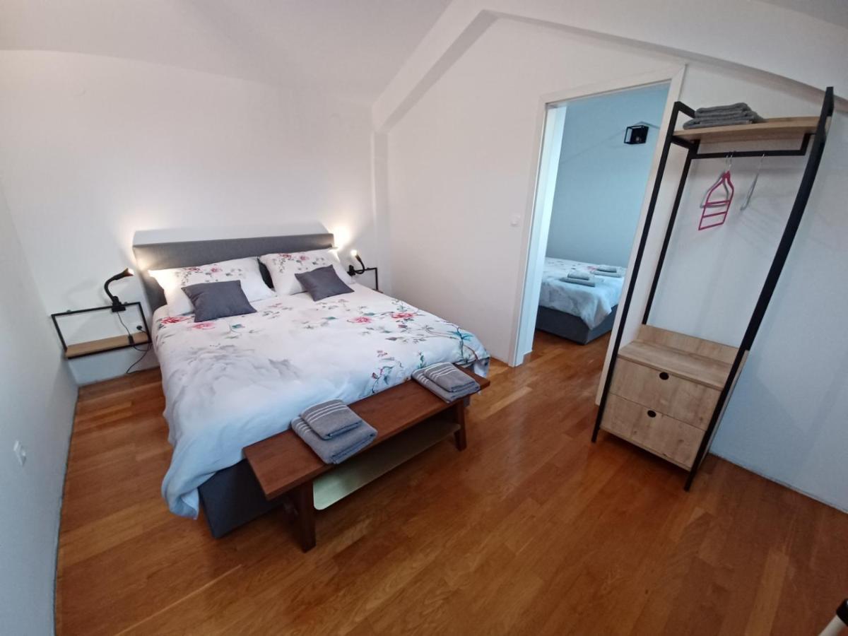 Stunning New Apartment In Centre Of ブゼト エクステリア 写真